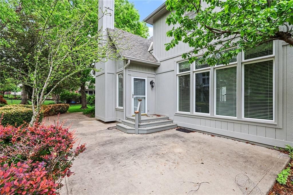 12247 W 128th Street — photo 37