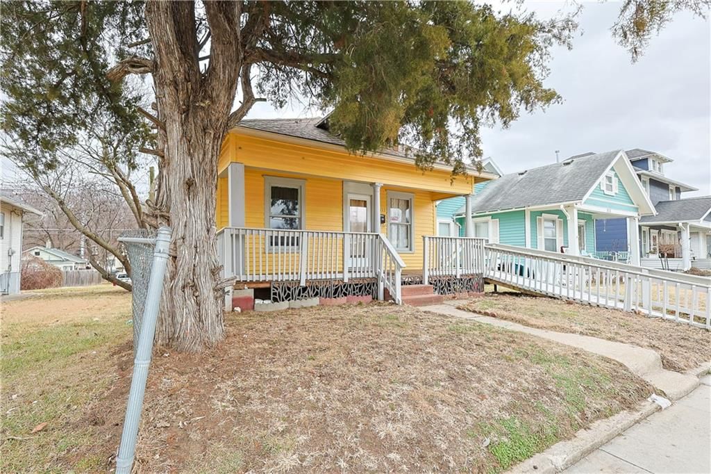 3133 Saint Joseph Avenue — photo 3