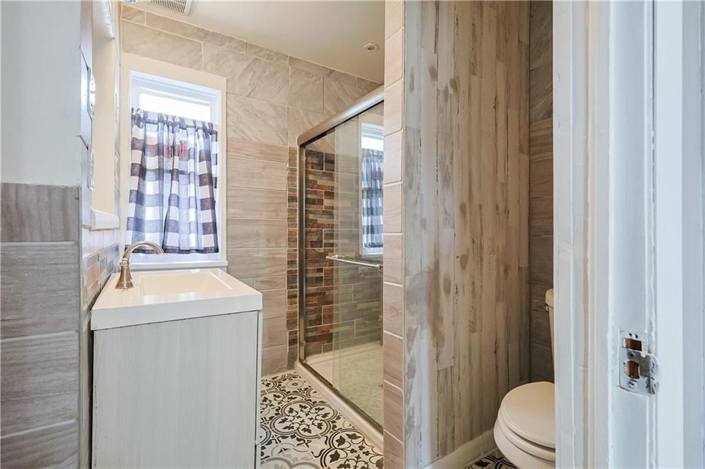 3133 Saint Joseph Avenue — photo 13