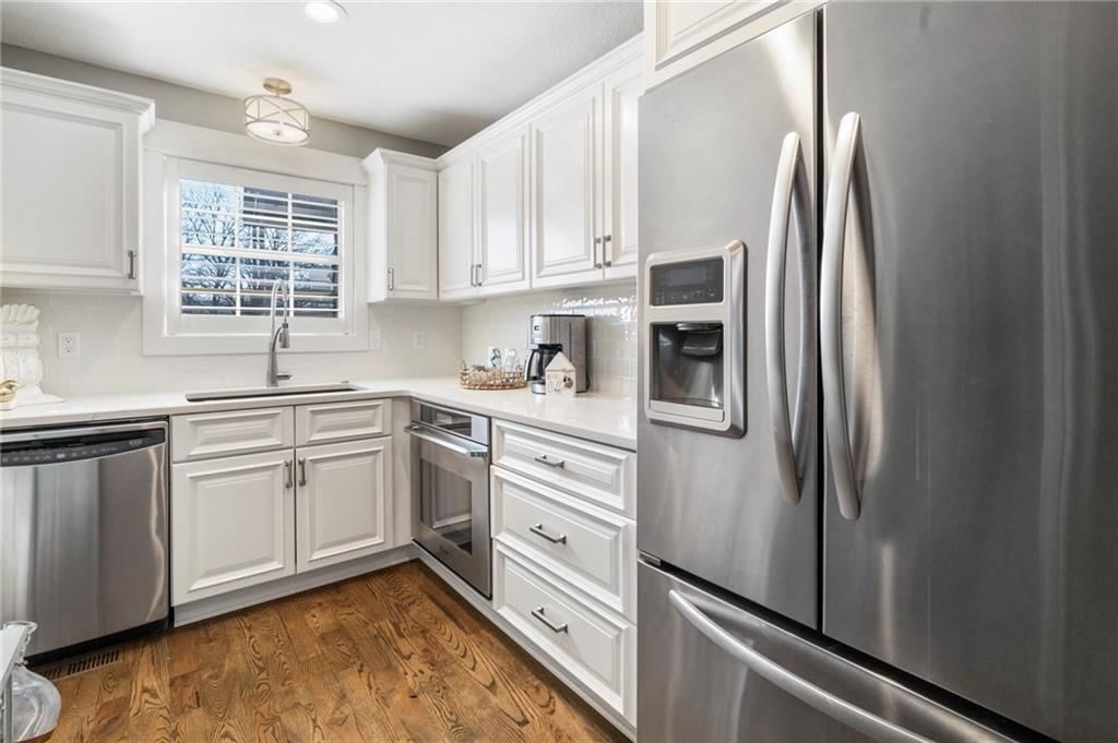 560 Lake Viking Terrace — photo 40