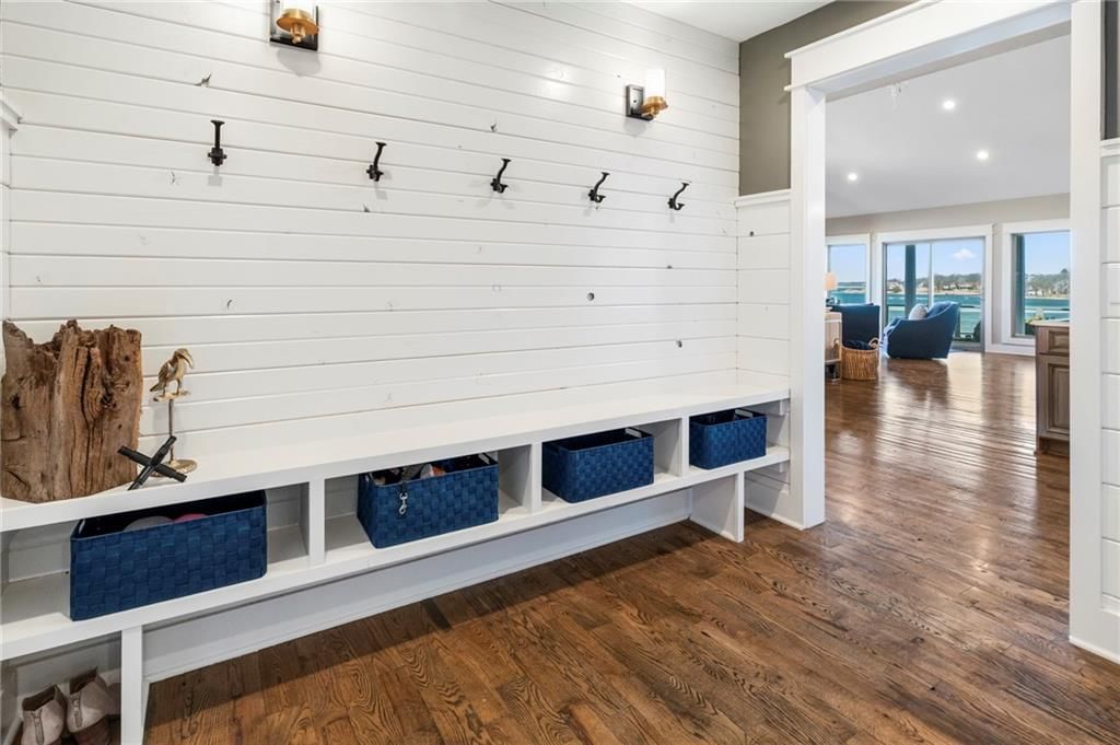560 Lake Viking Terrace — photo 41
