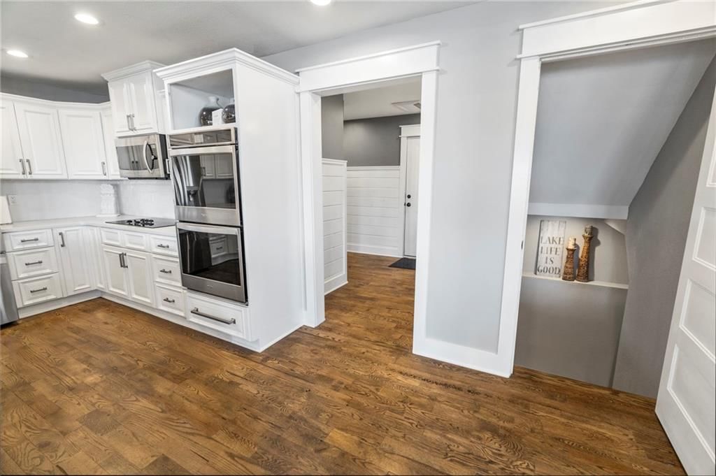 560 Lake Viking Terrace — photo 83