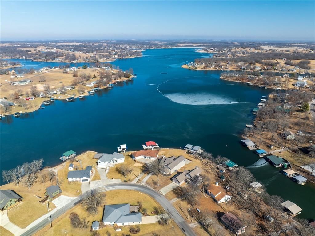 560 Lake Viking Terrace — photo 96