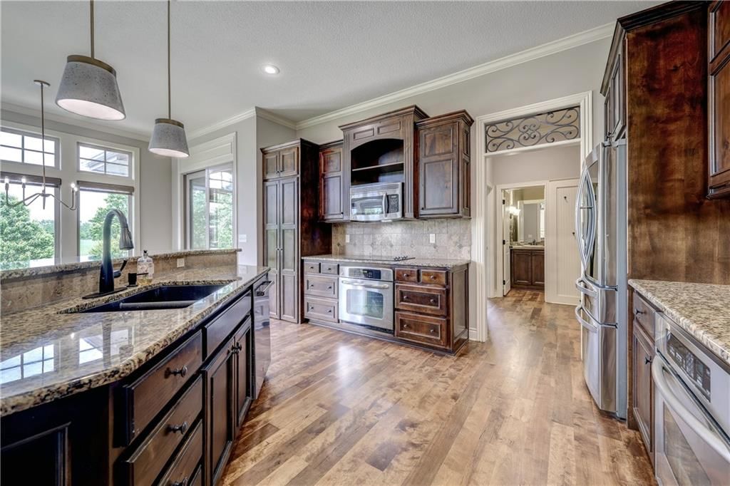 16412 Barton Street — photo 6