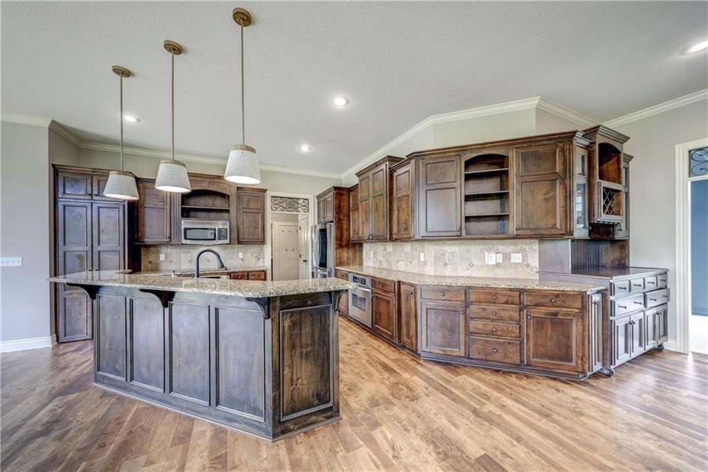 16412 Barton Street — photo 7