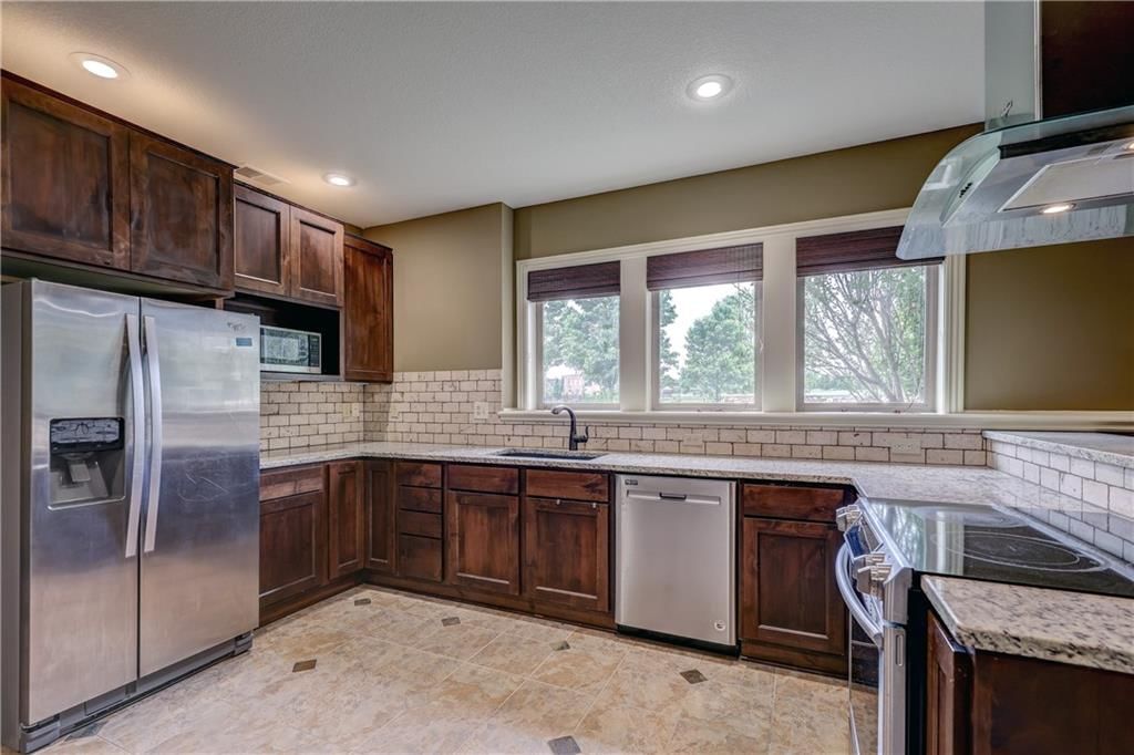 16412 Barton Street — photo 24
