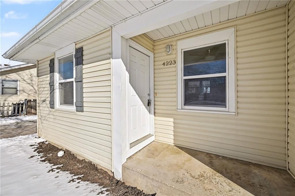 4223 N Virginia Avenue — photo 3