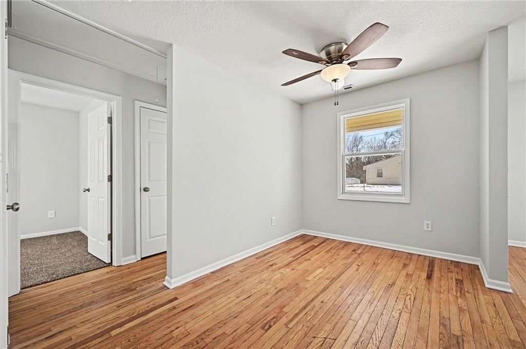 4223 N Virginia Avenue — photo 4