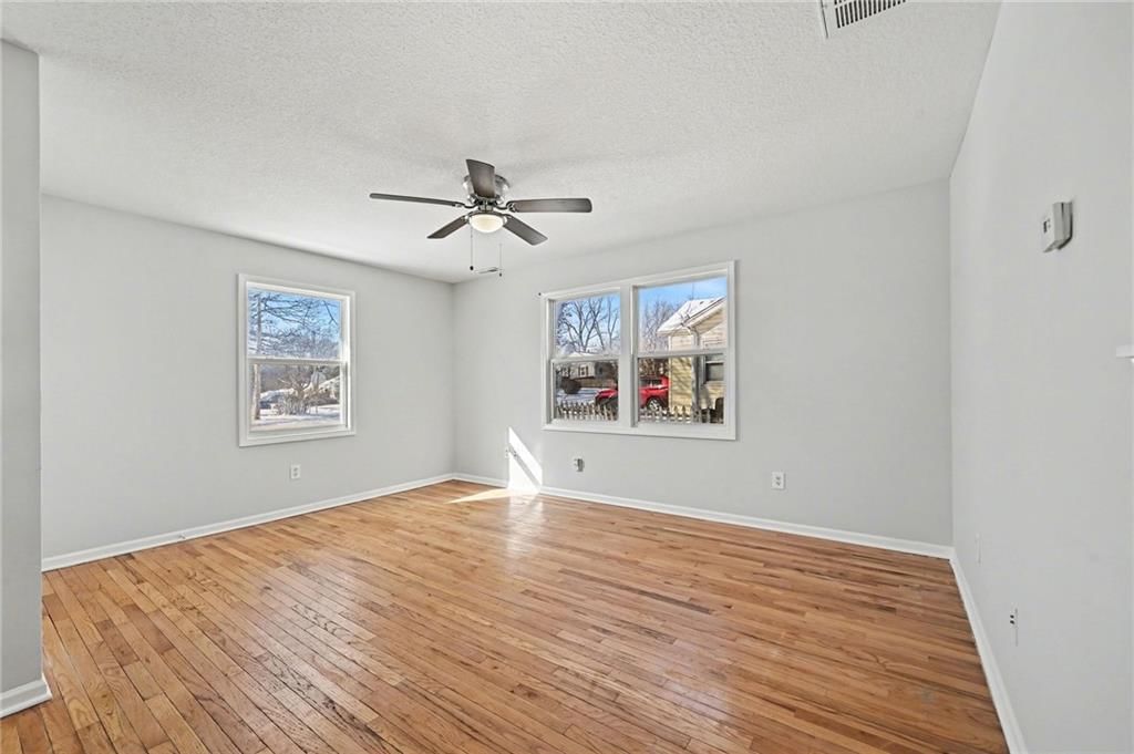 4223 N Virginia Avenue — photo 5