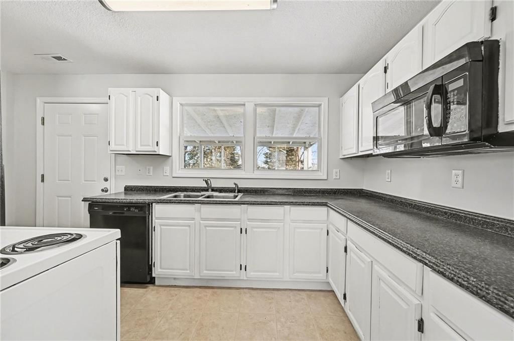 4223 N Virginia Avenue — photo 7