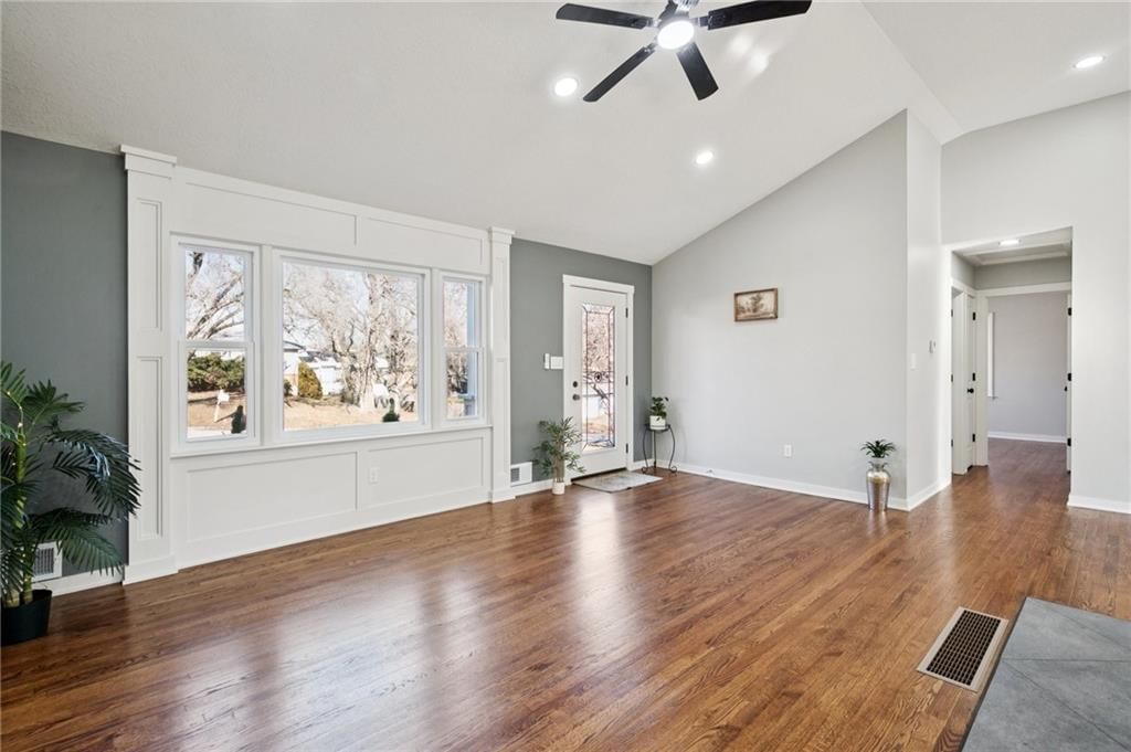 7007 Rowland Avenue — photo 6