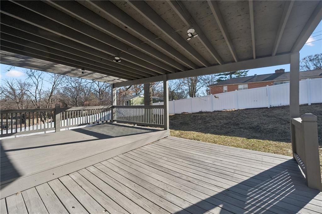 7007 Rowland Avenue — photo 27