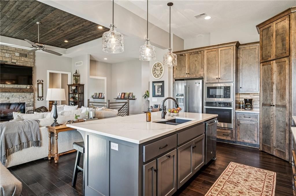8785 Greeley Street — photo 12