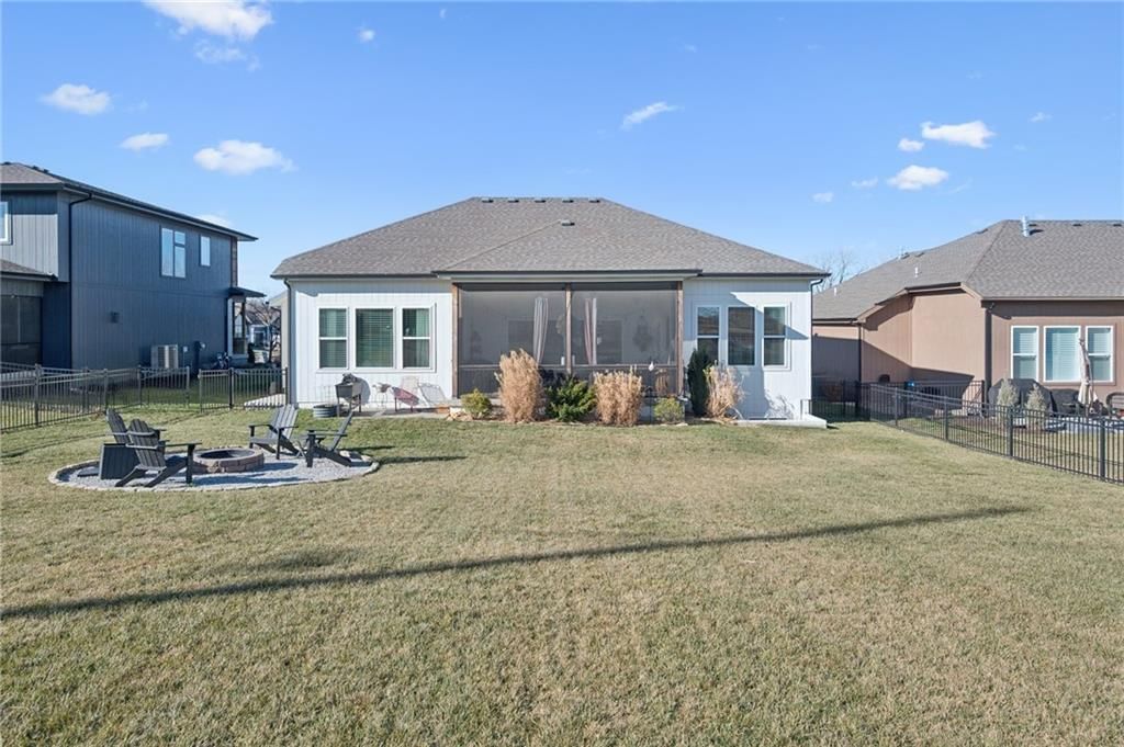 8785 Greeley Street — photo 35