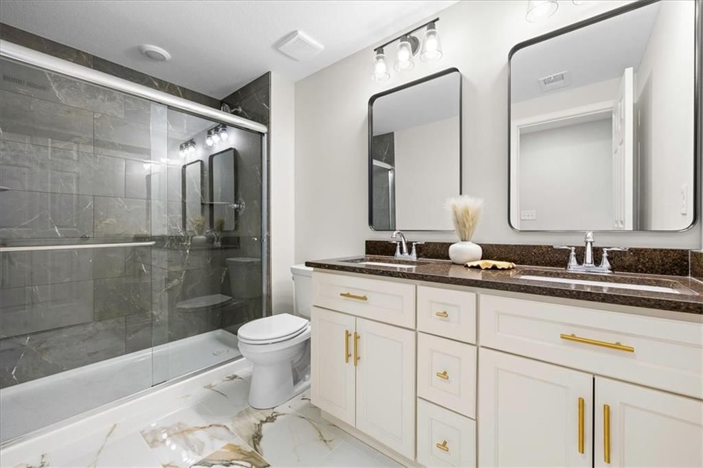 231 Coronado Road — photo 18