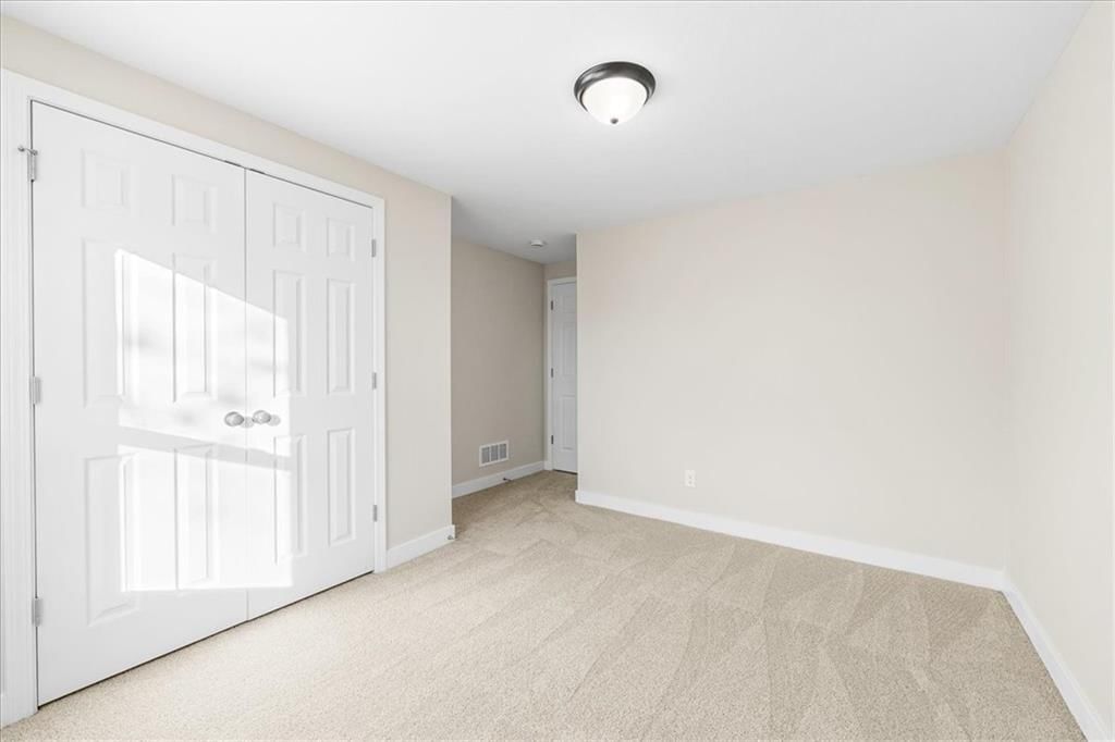 231 Coronado Road — photo 22