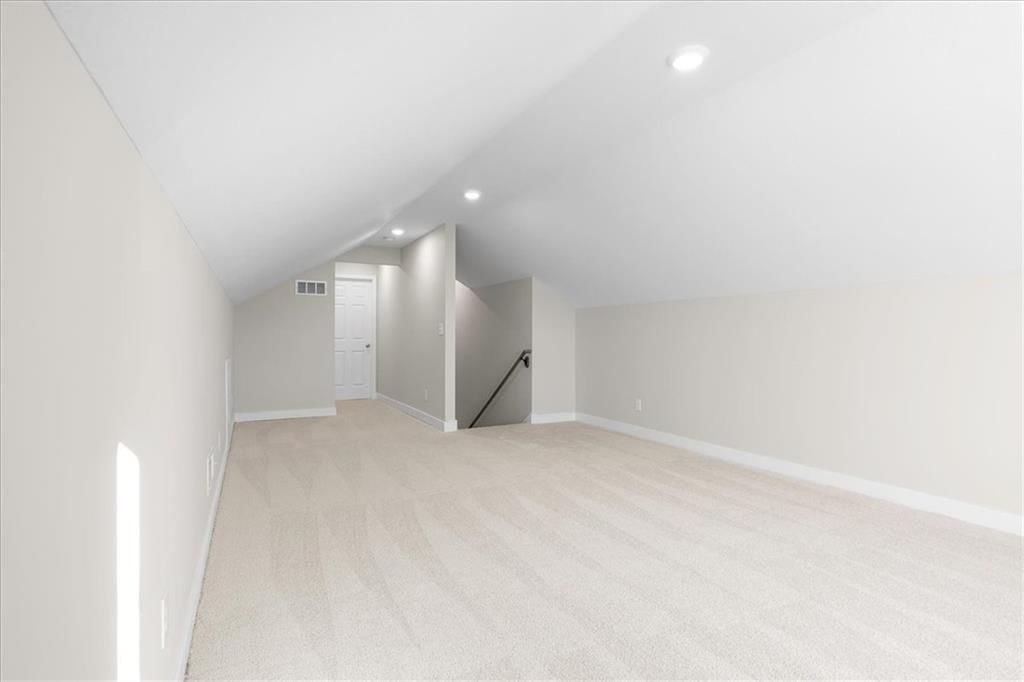 231 Coronado Road — photo 30