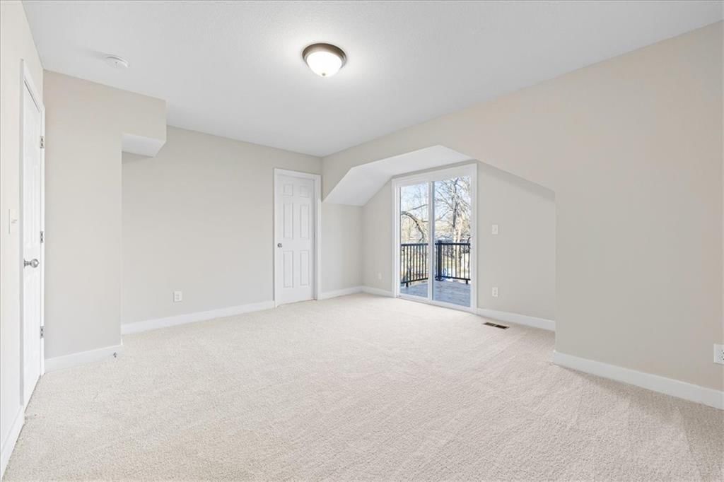 231 Coronado Road — photo 31