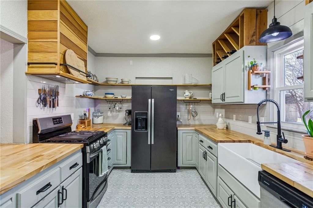 622 Oak Street — photo 10