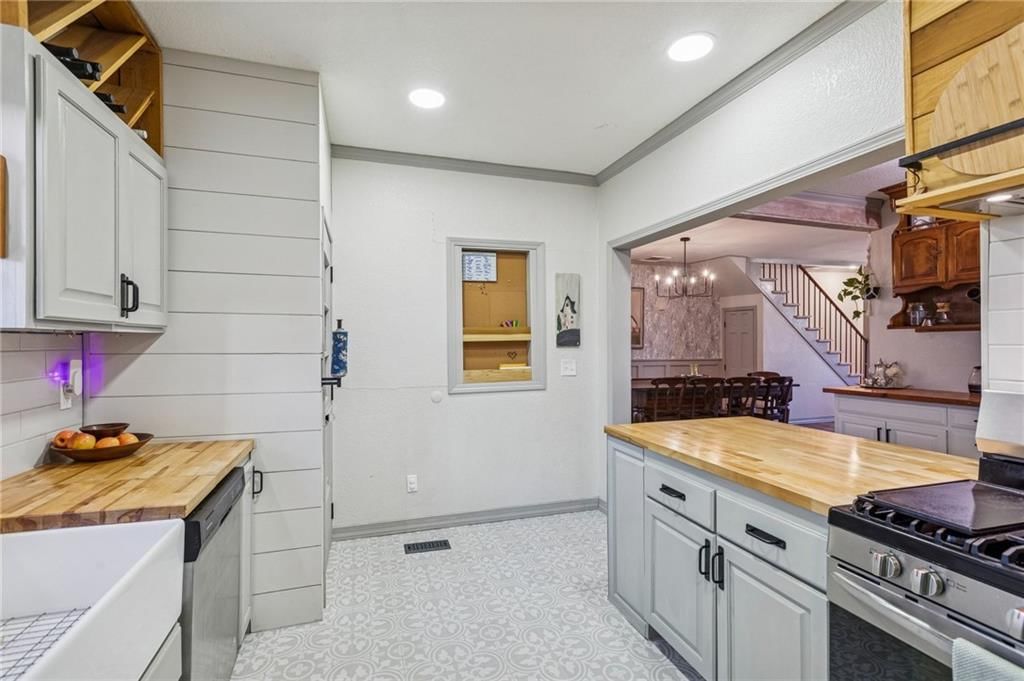 622 Oak Street — photo 13