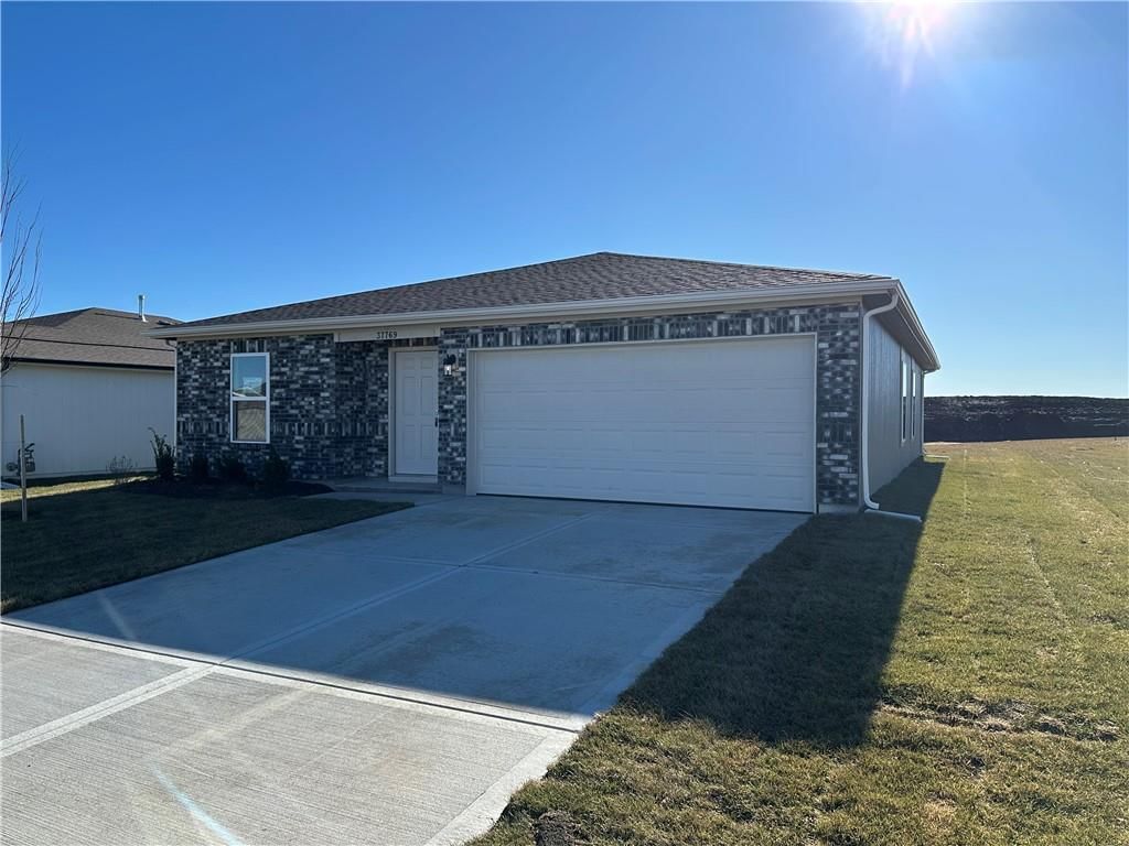 37745 W 208th Terrace, Edgerton, KS