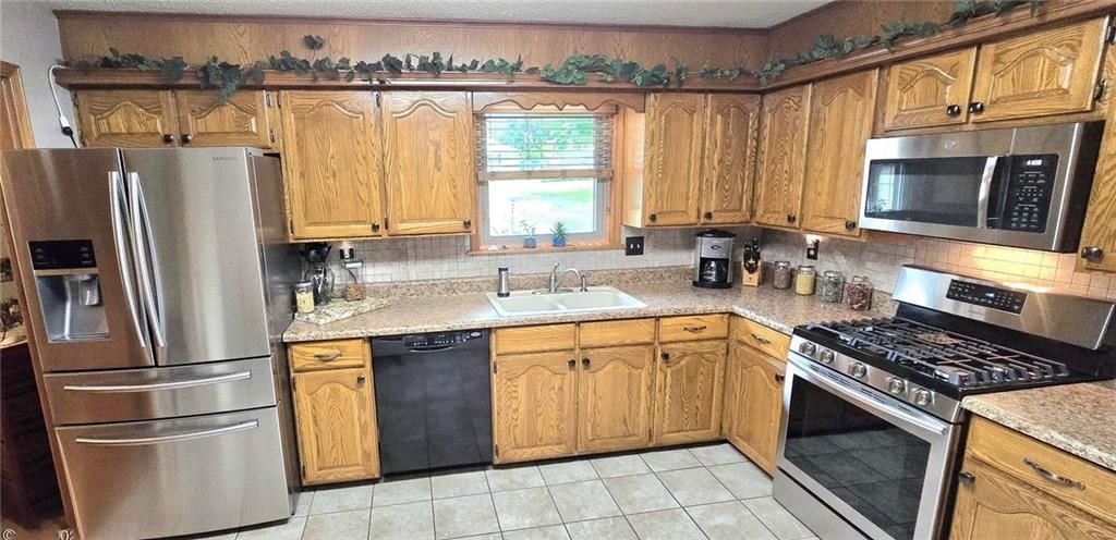 3050 Gaineswood Avenue — photo 19