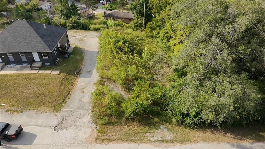 11527 E Lexington Avenue — photo 1