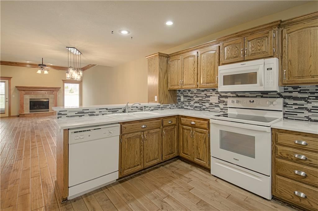 1012 NE 75th Street — photo 15