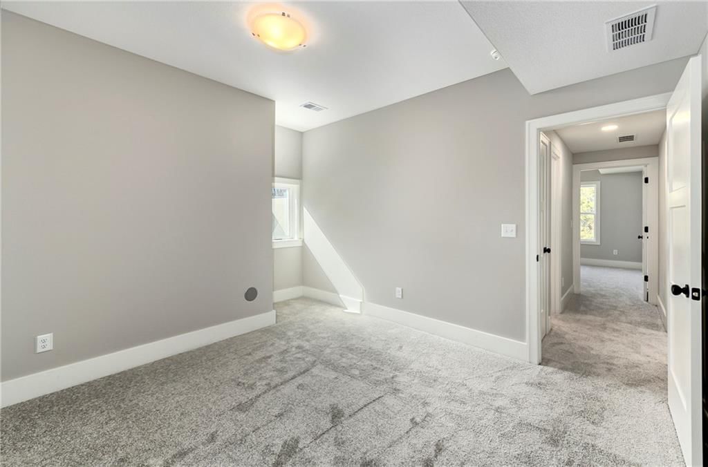 1206 NW 5th Street — photo 39