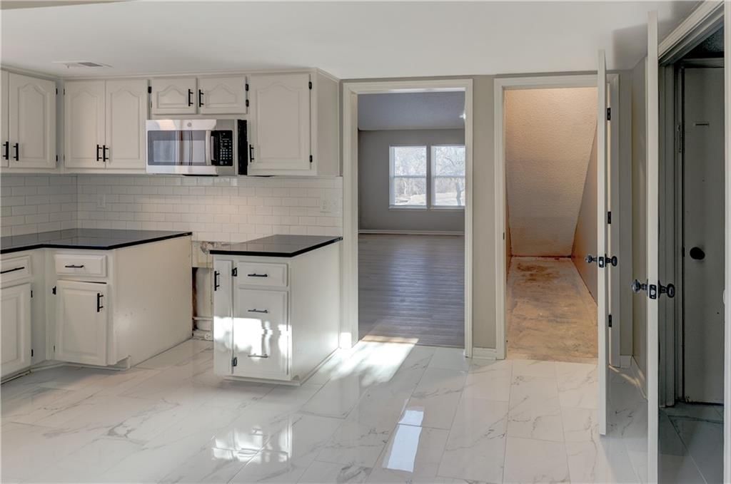 405 NE 90th Terrace — photo 10