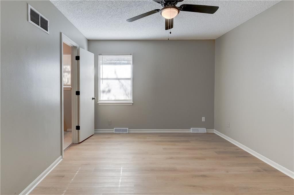 405 NE 90th Terrace — photo 16