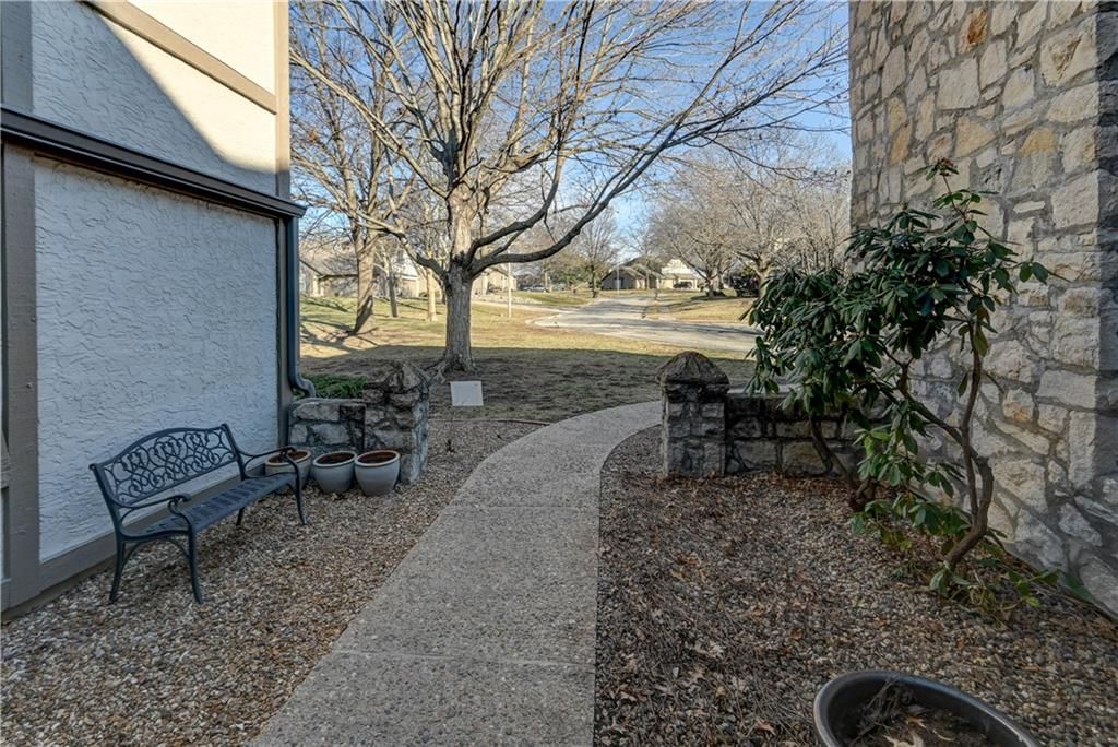 405 NE 90th Terrace — photo 32
