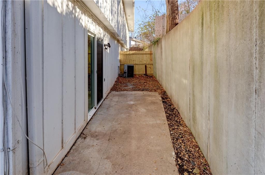 405 NE 90th Terrace — photo 34