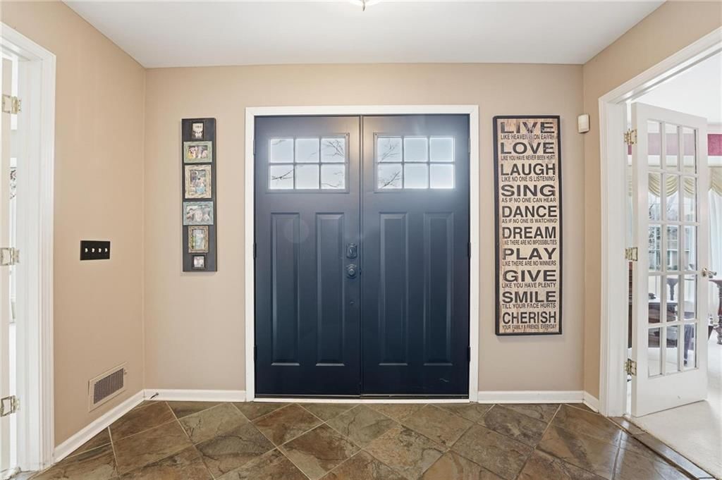 11420 Holly Court — photo 5