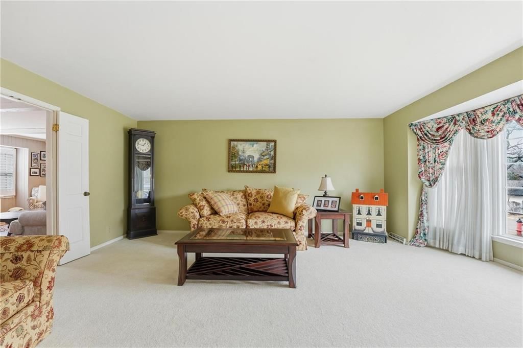 11420 Holly Court — photo 6