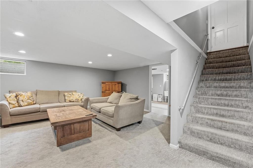 11420 Holly Court — photo 36
