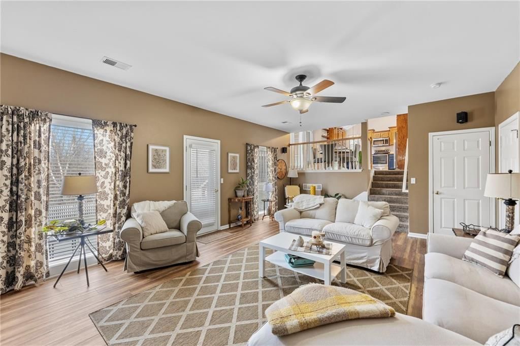 8712 N SHELDON Court — photo 15