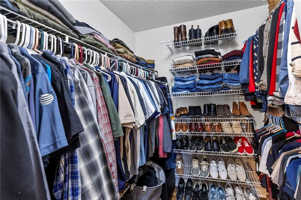 8712 N SHELDON Court — photo 22