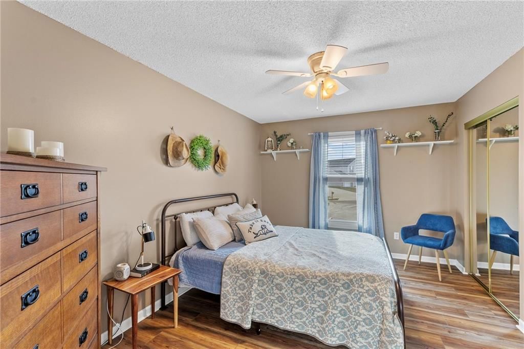 8712 N SHELDON Court — photo 23