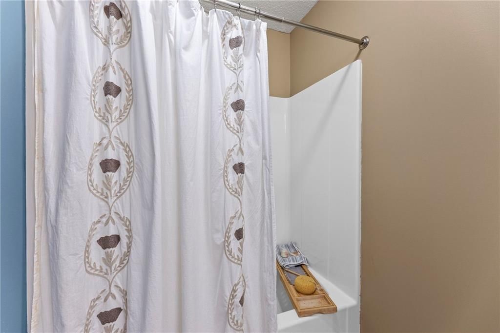 8712 N SHELDON Court — photo 26
