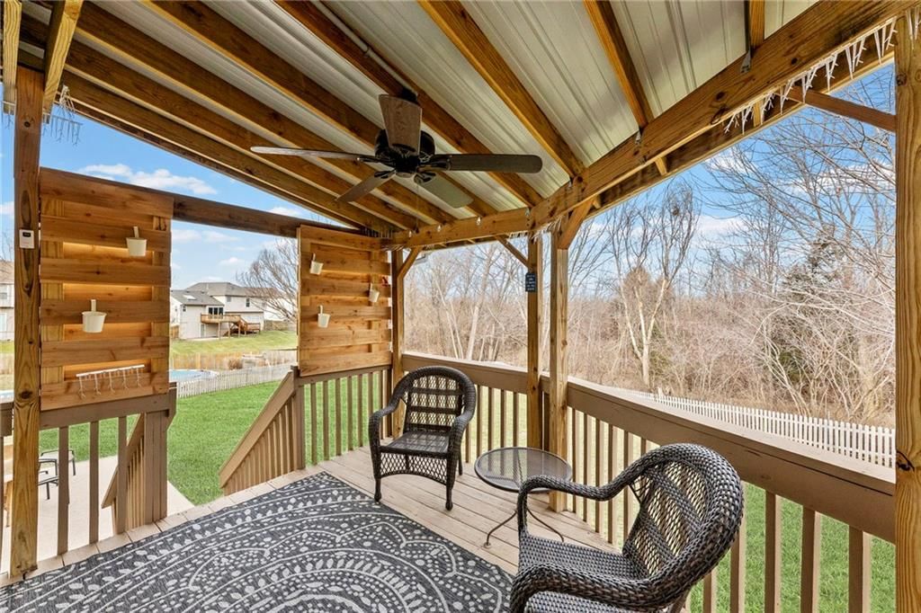 8712 N SHELDON Court — photo 40
