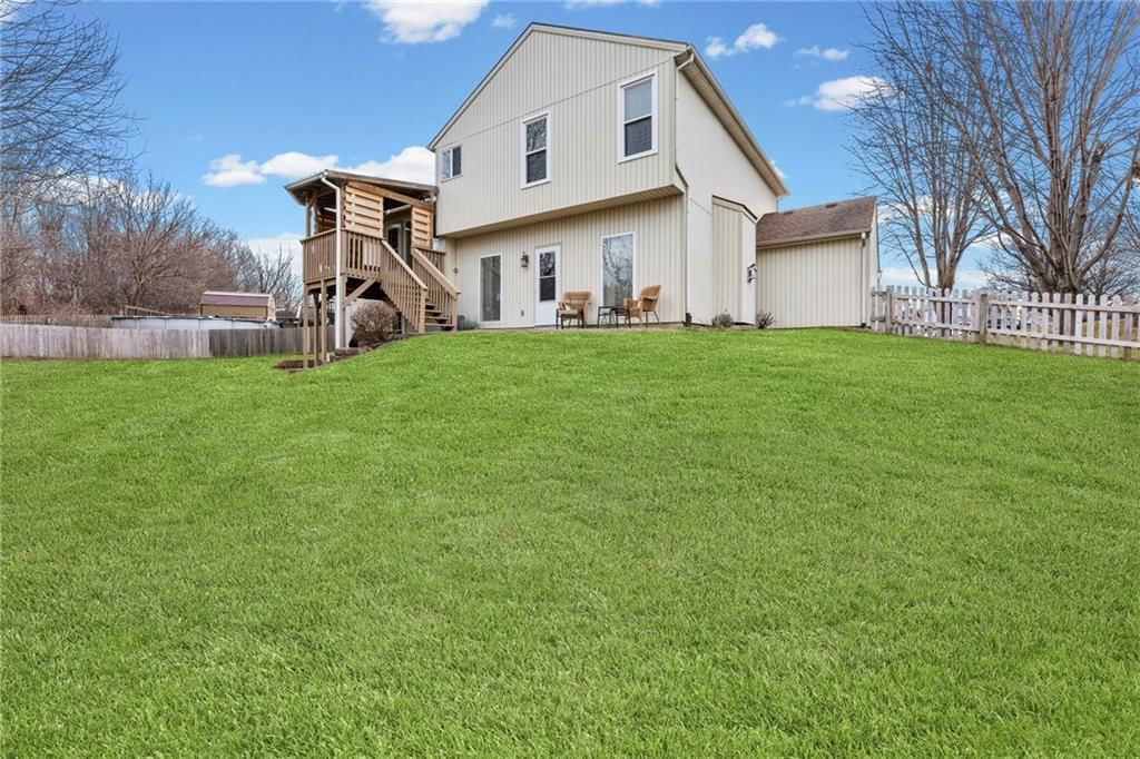 8712 N SHELDON Court — photo 45