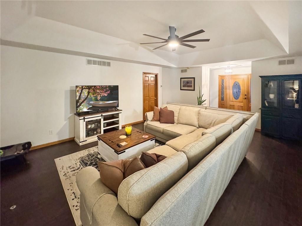 875 Willow Tree Court — photo 11