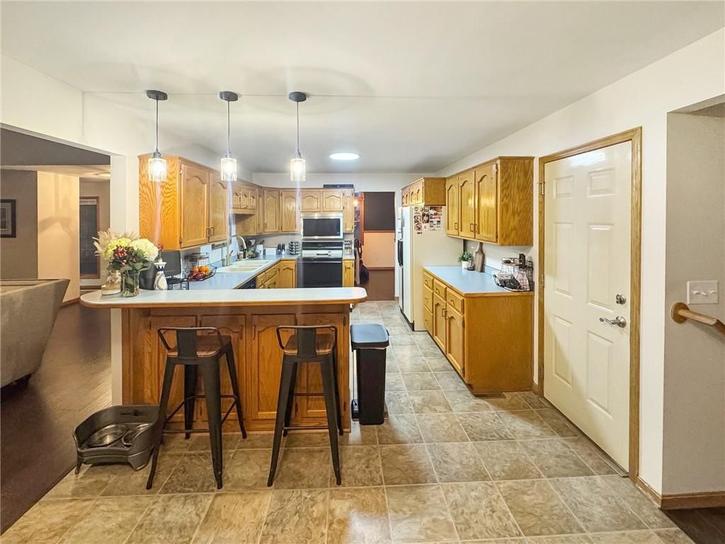 875 Willow Tree Court — photo 14