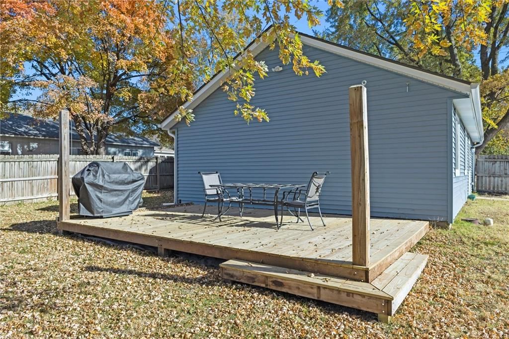 435 N Chestnut Street — photo 14