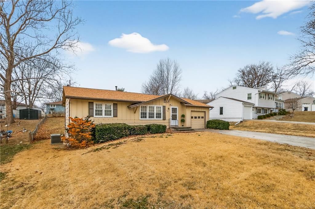 7308 NW Hemple Avenue — photo 2