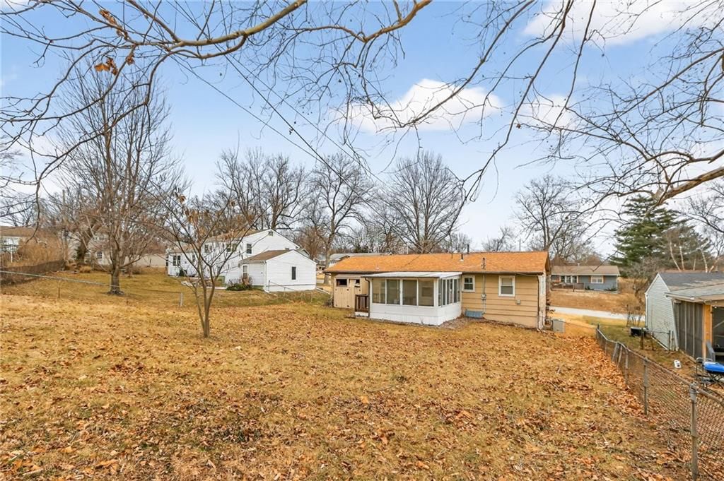 7308 NW Hemple Avenue — photo 4