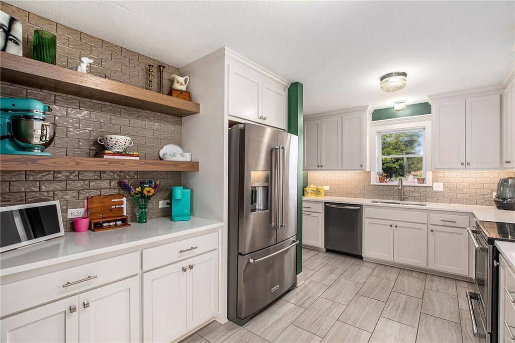 30495 W 95th Street — photo 10