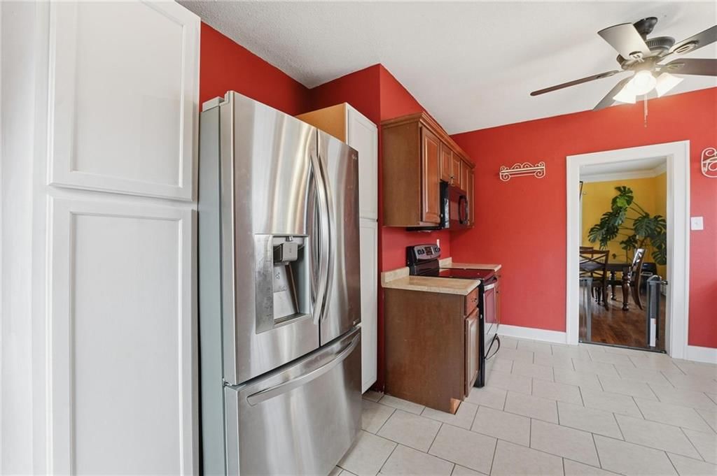 831 S Willow Street — photo 11