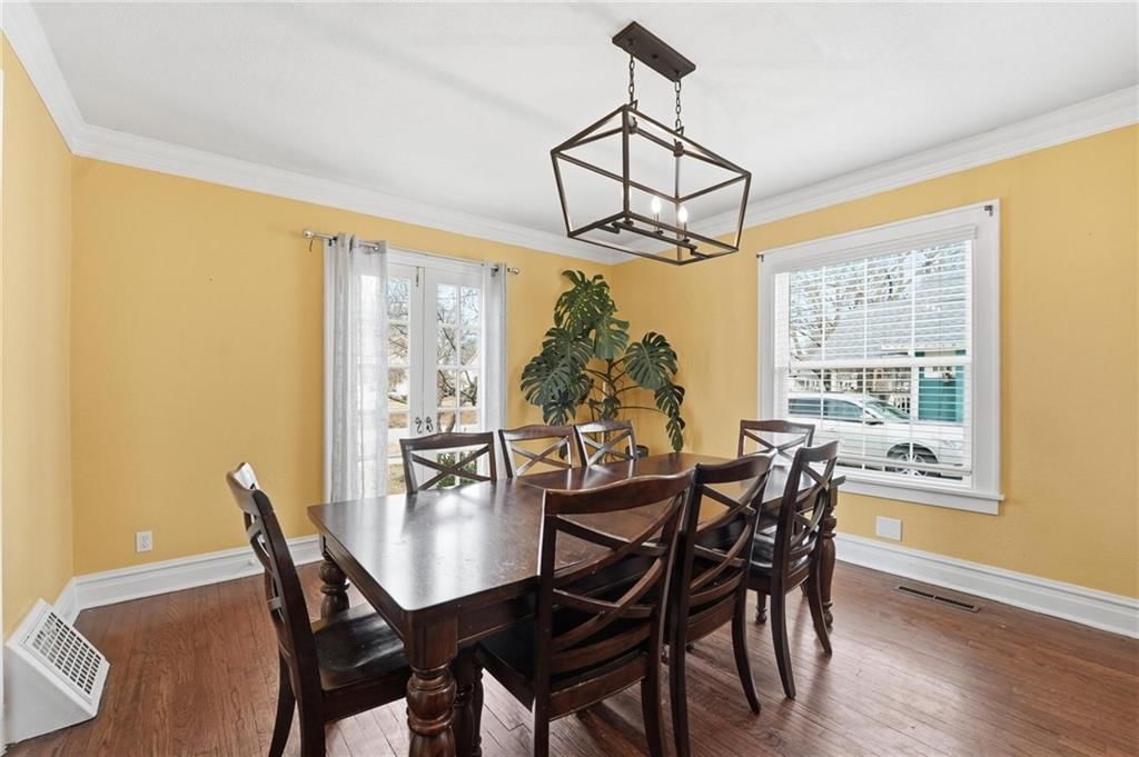 831 S Willow Street — photo 13